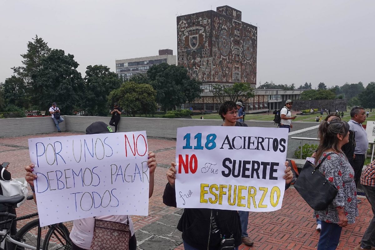 En la UNAM, la empresa falló al aplicar exámenes en línea para los niveles de bachillerato y licenciatura en el sistema escolarizado