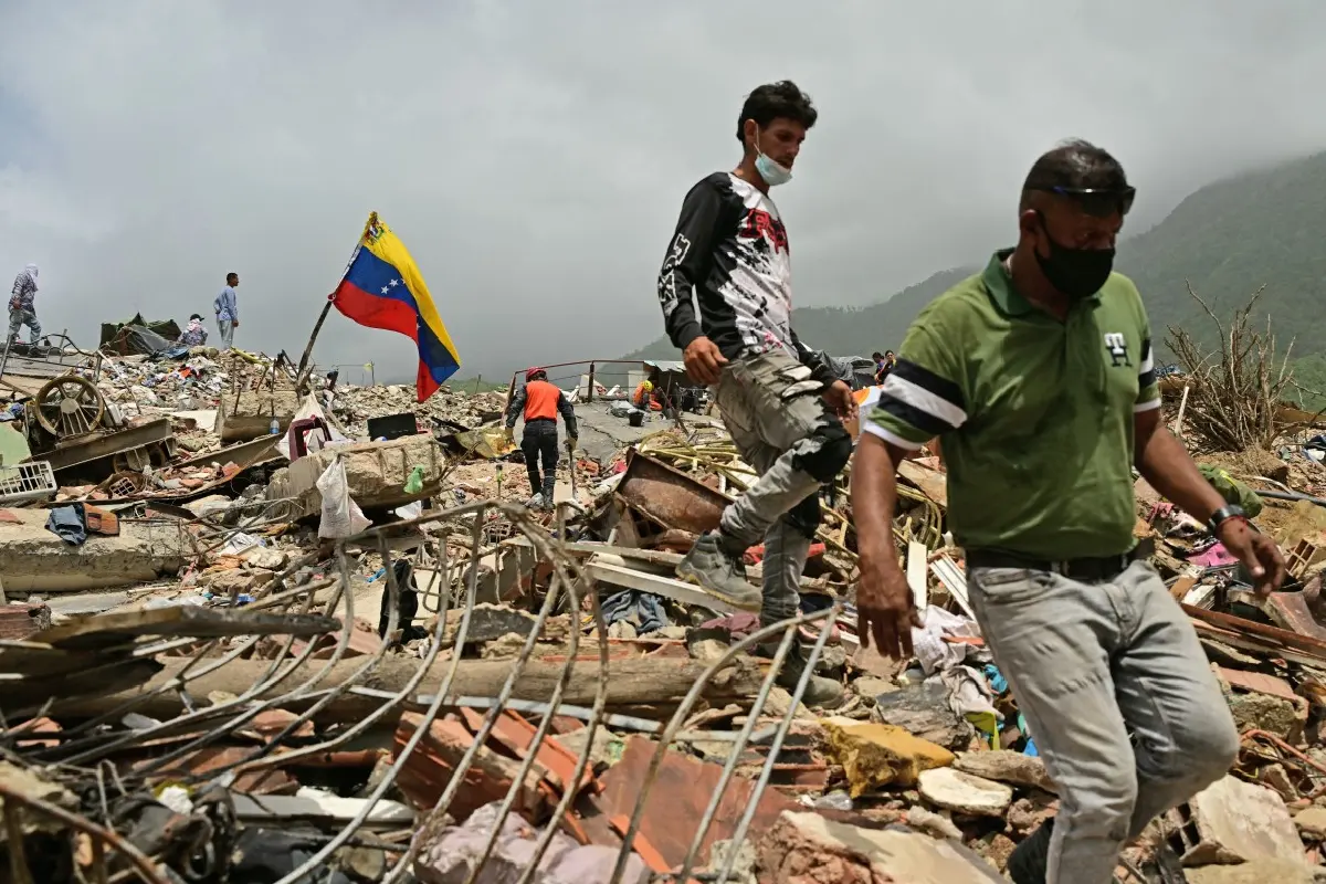 Balance de fallecidos por sismos en Venezuela se eleva a 4 mil 118 muertos