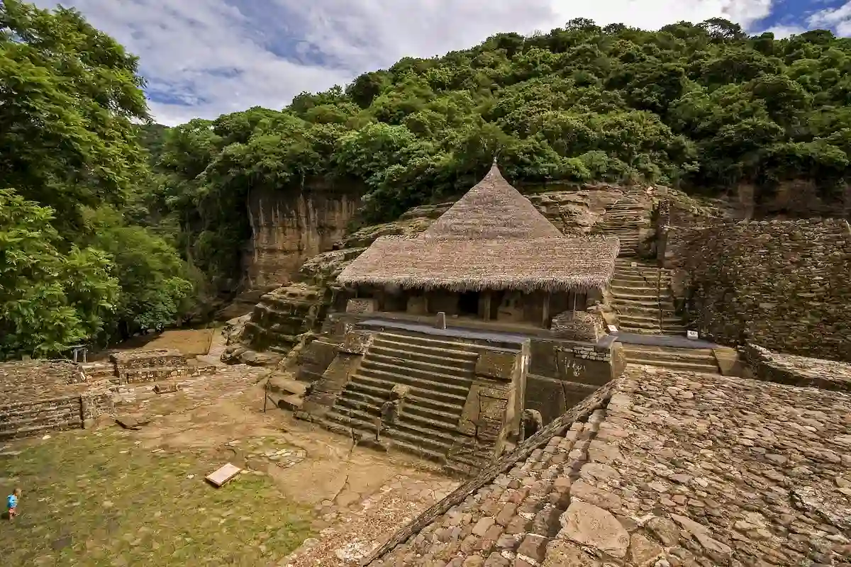 turismo en pueblo mágico de Malinalco