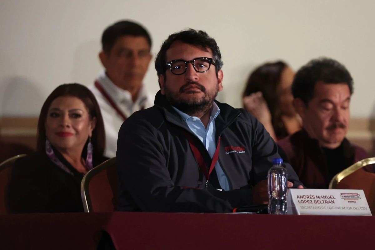 EU retiró la visa a Andrés López Beltrán