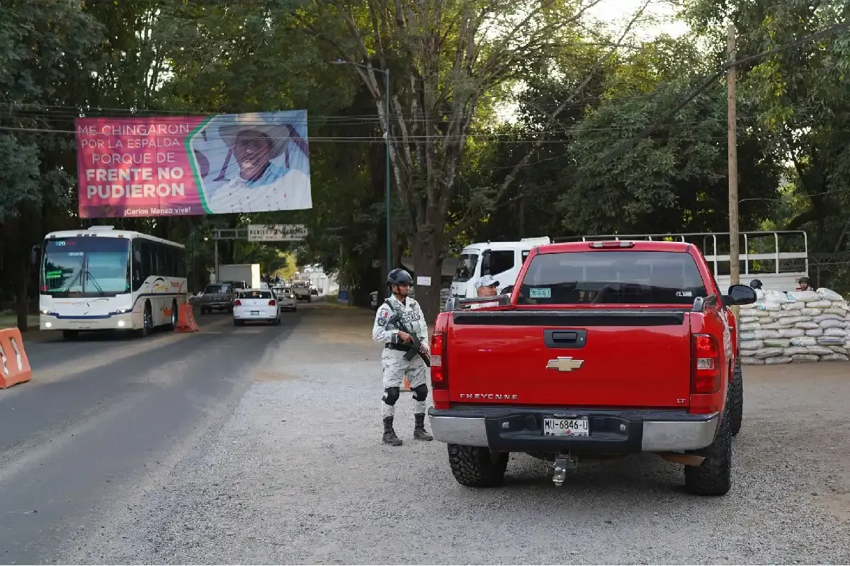Asesinan en canchas de futbol a jefe de Tenencia de Santiago Undameo, Michoacán