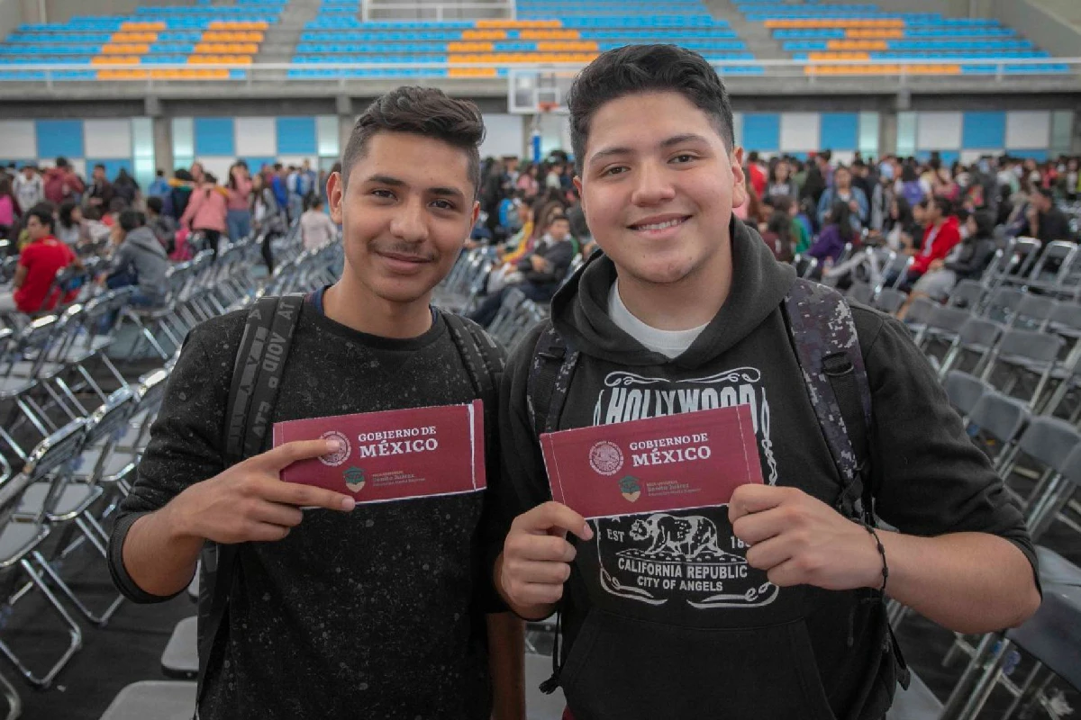 Becas Bienestar 2026: Quiénes recibirán pagos pendientes en agosto