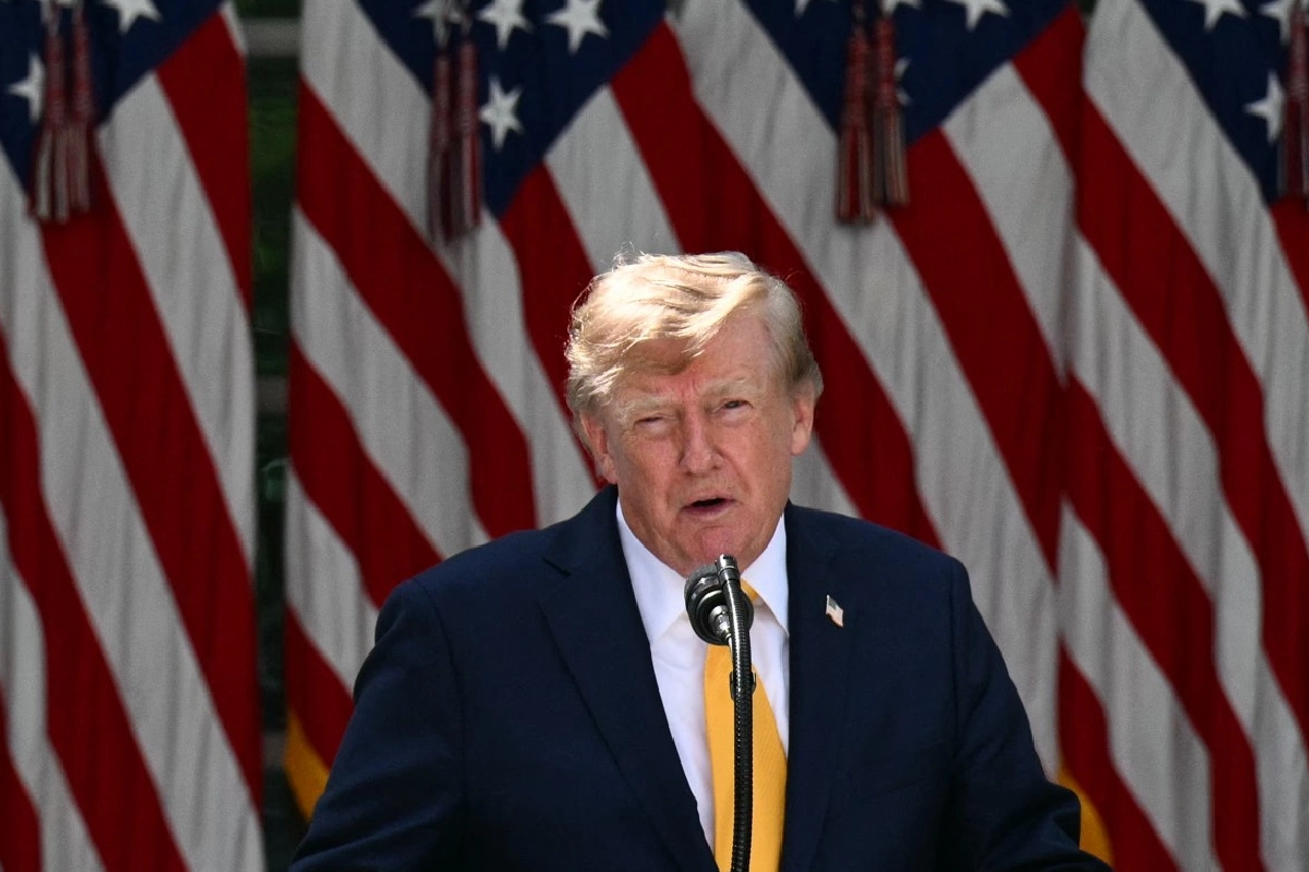 Canadá responde a Trump con aranceles de hasta 50 % a productos de EU