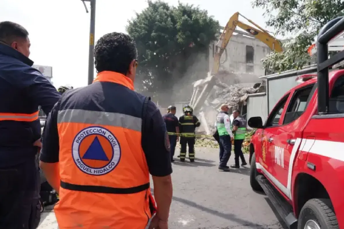 Derrumbe de edificio en Viaducto Miguel Alemán: esto es lo que se sabe