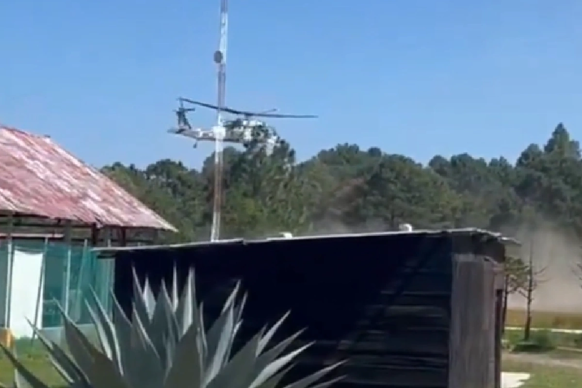 Helicóptero de la Fuerza Aérea aterriza de emergencia en Durango; hay 7 heridos