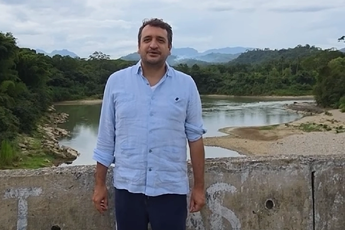 José Ramón López Beltrán publica foto en EU tras retiro de visa a su hermano Andy
