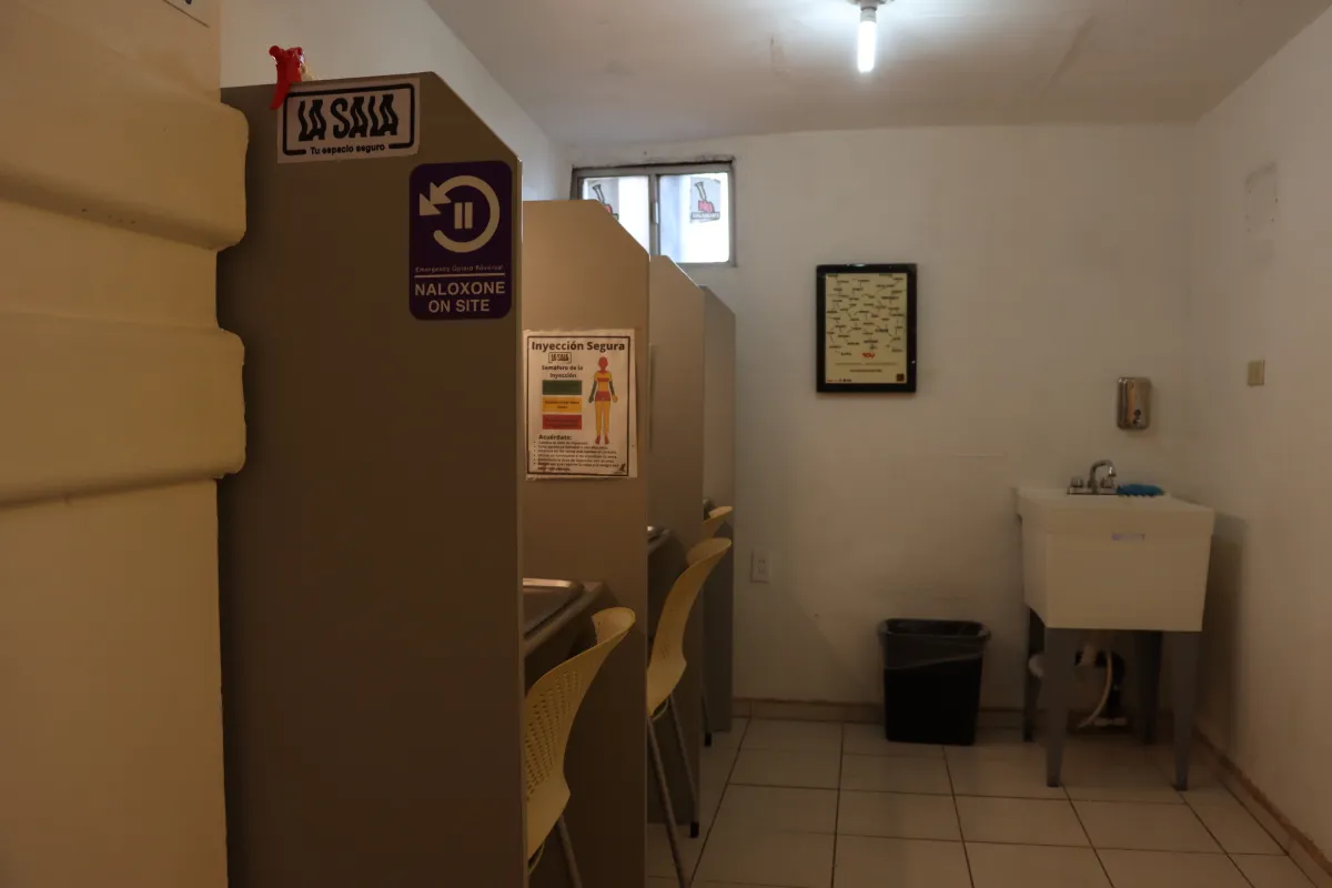Libre acceso a naloxona avanza en el Congreso; salva vidas, remarcan ONG