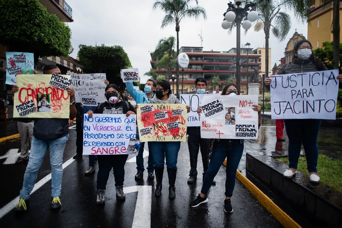 Rocío Nahle pide que periodistas hagan su propio padrón en Veracruz
