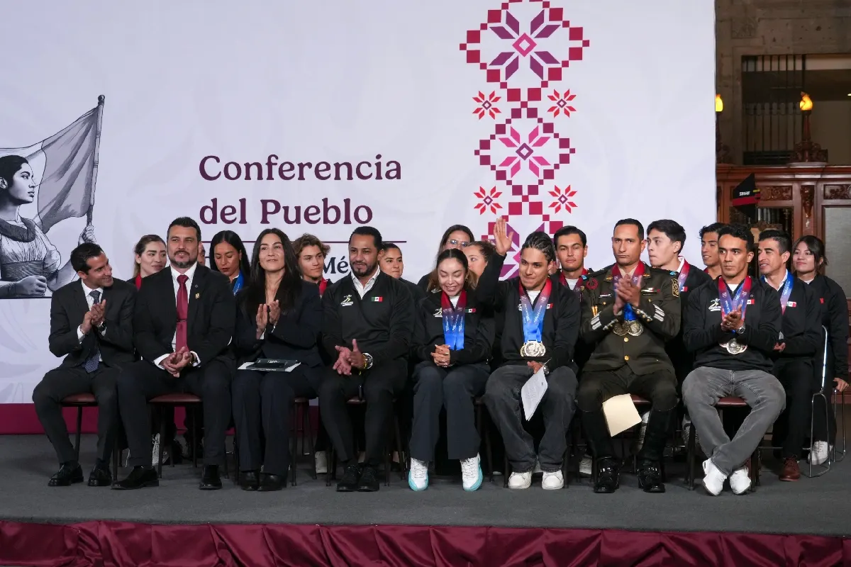 Sheinbaum anuncia becas