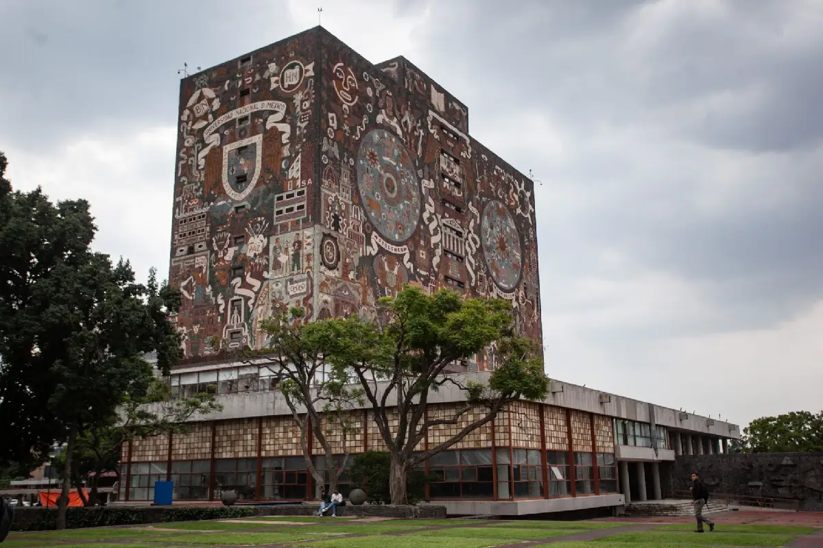 Sheinbaum más espacios UNAM
