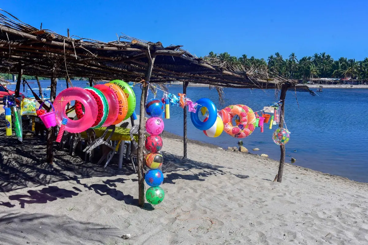 Turismo comercio zihuatanejo guerrero