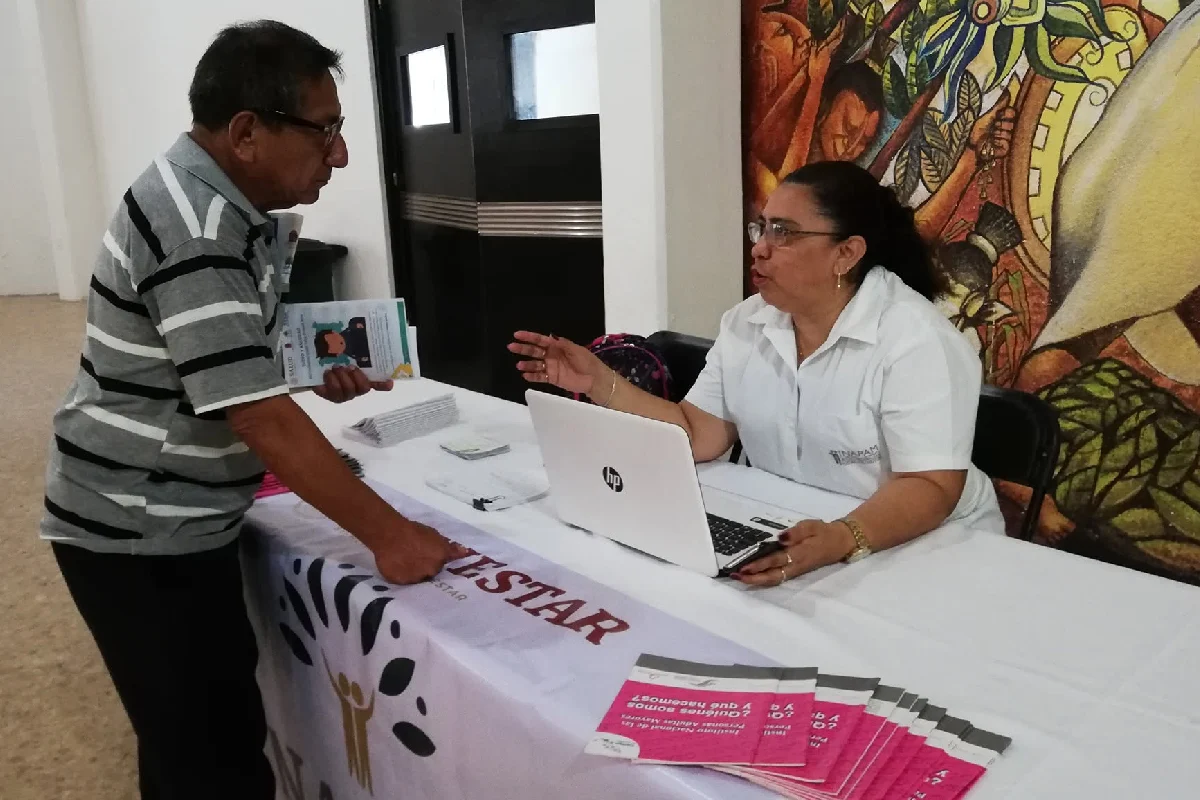 En prácticamente todos los municipios de Quintana Roo se instalan módulos para tramitar la tarjeta. Foto: Inapam QRoo.