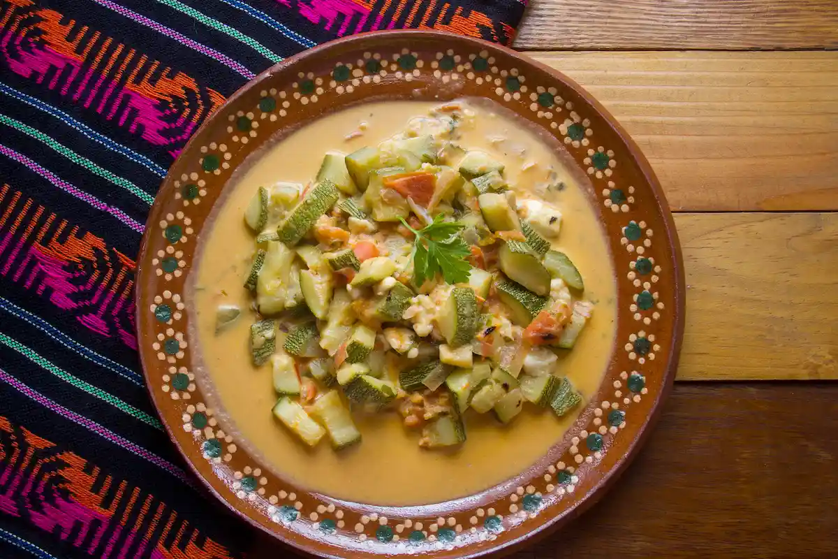 cómo hacer calabacitas a la mexicana