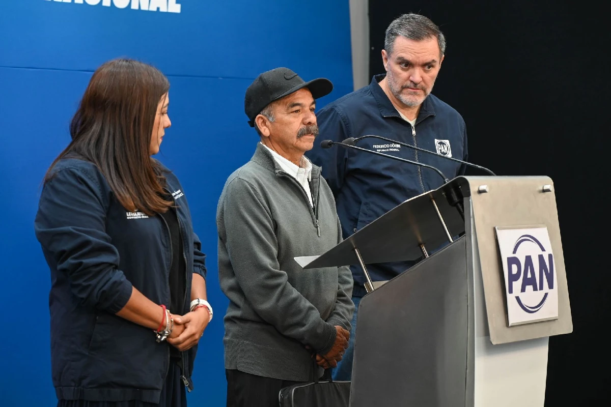 conferencia PAN CDMX despojos de inmuebles