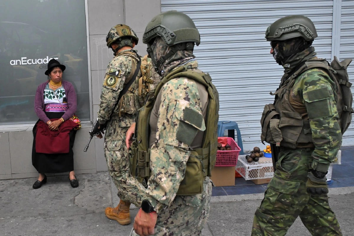 El presidente de Ecuador, Daniel Noboa, emitió un decreto que otorga inmunidad migratoria a los militares estadounidenses por 180 días.