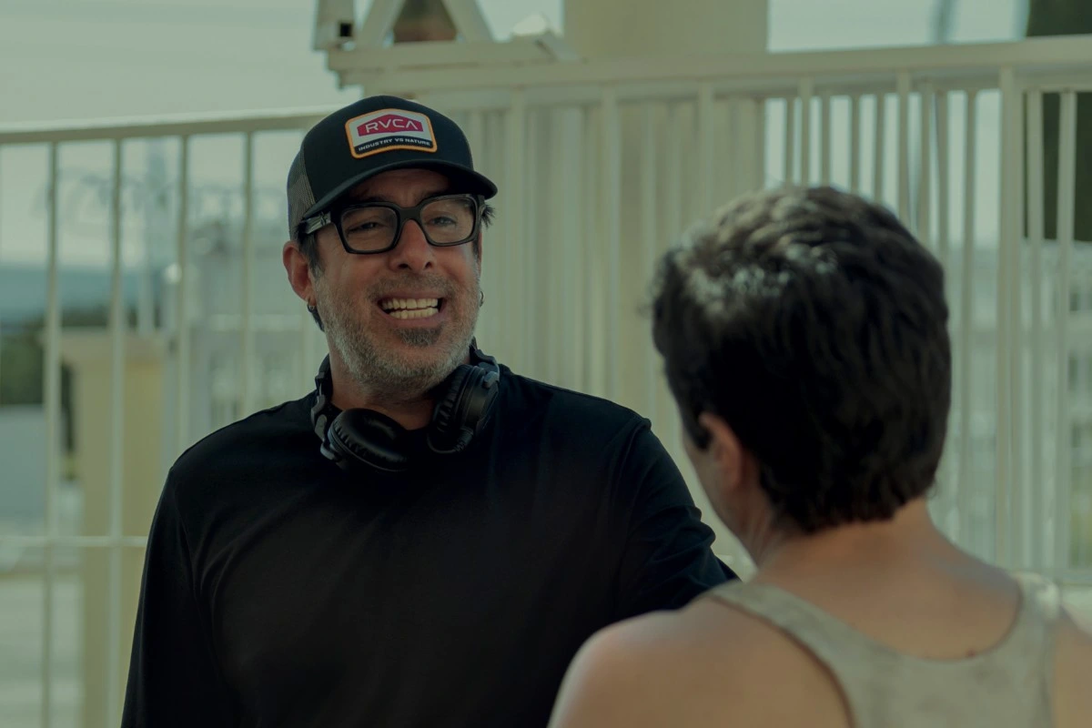 Chava Cartas en el set de "La Captura". Foto: Netflix.