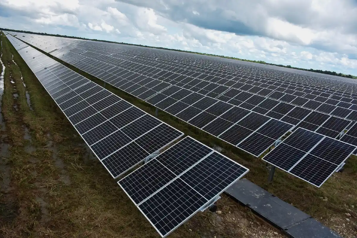 Primera planta solar bajo la nueva ley eléctrica iniciará obras en Campeche