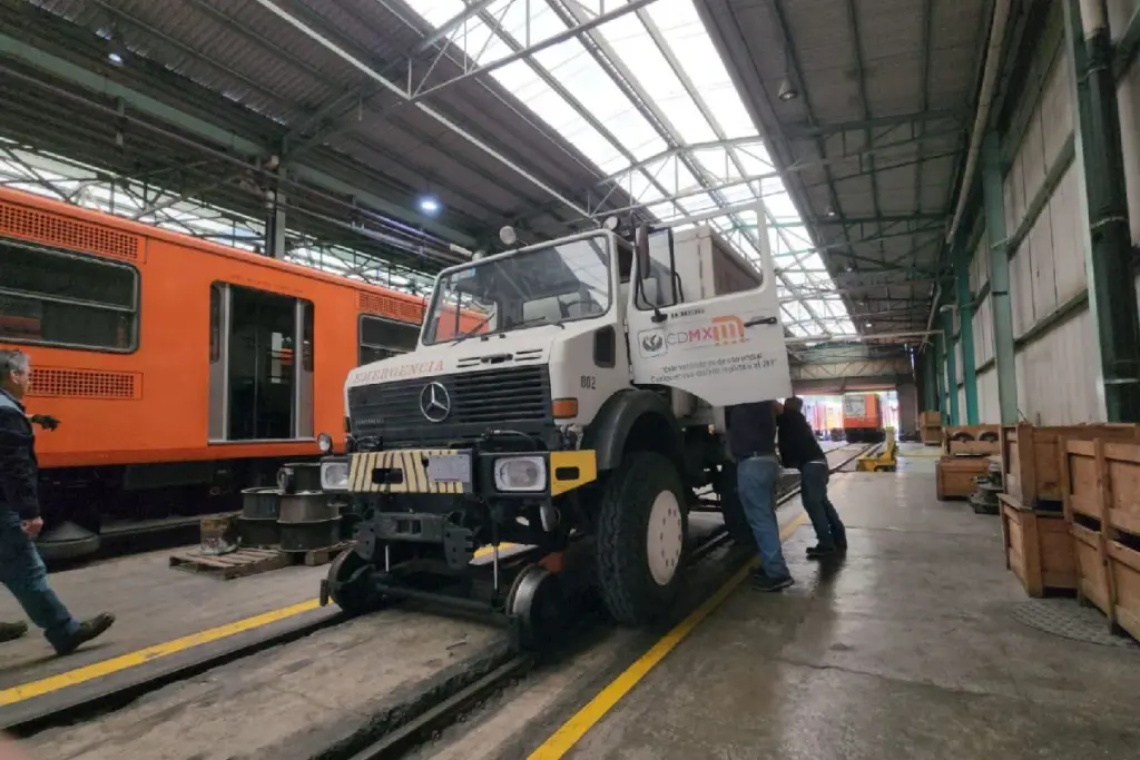 Se espera que la línea 3 del metro sea sometida a intervención integral en sus instalaciones fijas y material rodante, para beneficiar que esta línea siga operando como una de las más importantes dentro del sistema del metro.