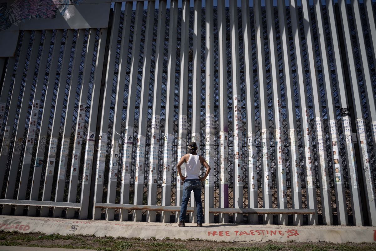 ⁠Políticas antimigrantes orillan a personas desplazadas a la clandestinidad