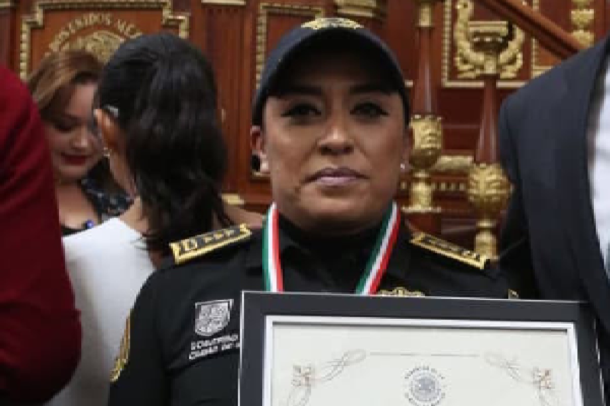 La denuncia penal gira en torno de la comandante Yessica López Avilés, a quien se vincula con extorsión y otros delitos