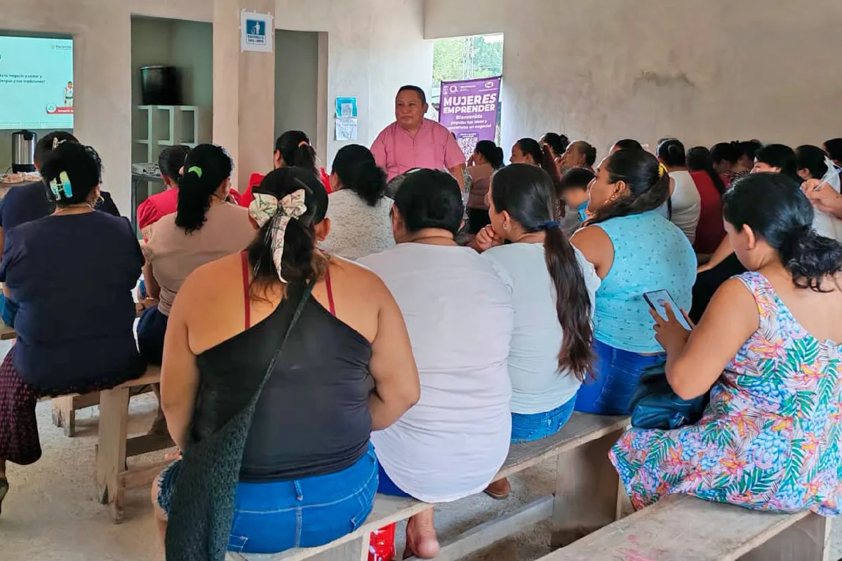En los 11 municipios de Quintana Roo se otorga el apoyo económico para las jefas de familia. Foto: Semujeres.