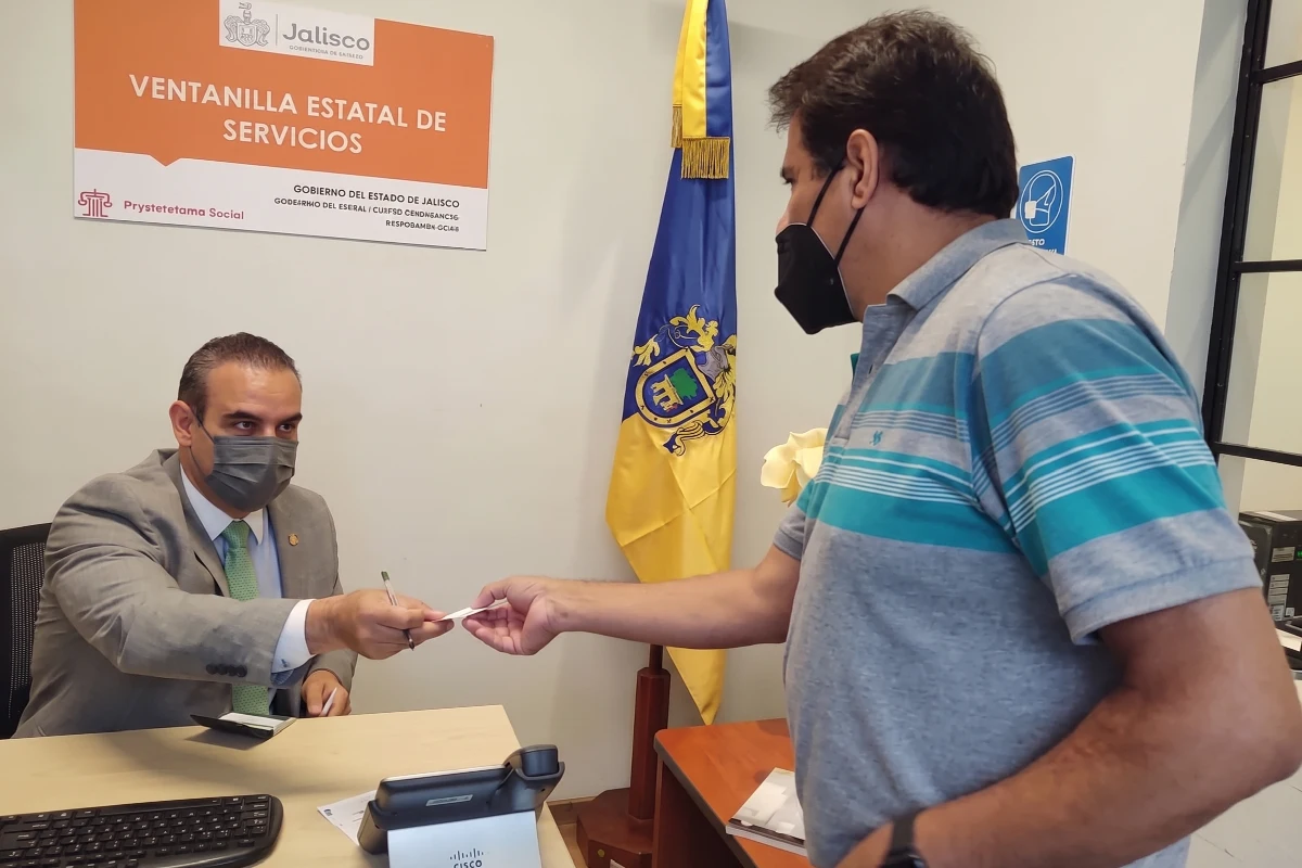 Mujeres y hombres ante la corrupción: quién paga más sobornos en México