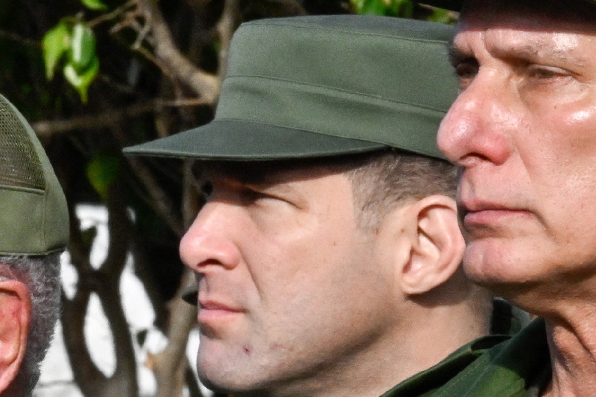 Raúl G. Rodríguez Castro, conocido como "El Cangrejo", junto al presidente de Cuba, Miguel Díaz-Canel