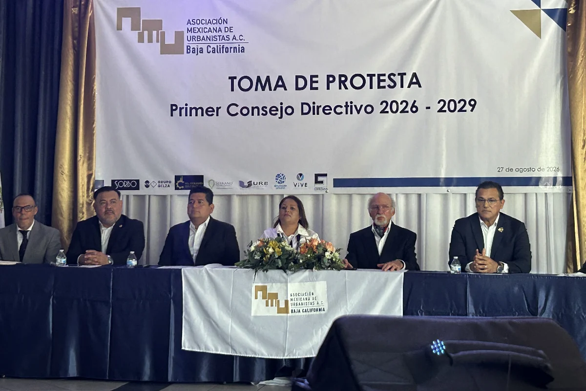 Urbanistas, que cambiaron su dirigencia local, analizaron la situación en la Delegación Sánchez Taboada. Foto: Valñeria Ugarte.
