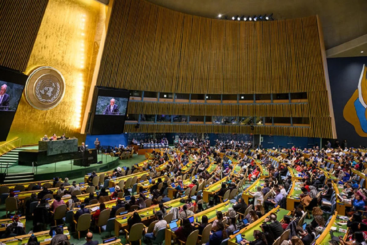 El responsable de operaciones humanitarias de la ONU, Tom Fletcher, exigió a los Estados hacer valer el derecho internacional para proteger a su personal.