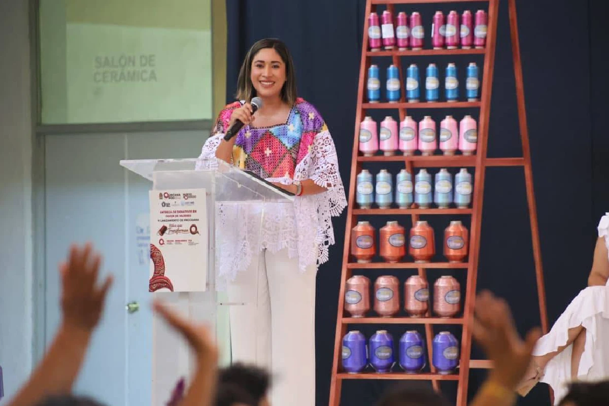 Esther Burgos, titular de Semujeres, dijo que están buscando a quienes difundieron el mensaje para saber cuál es el fin de la convocatoria. Foto: Semujeres.