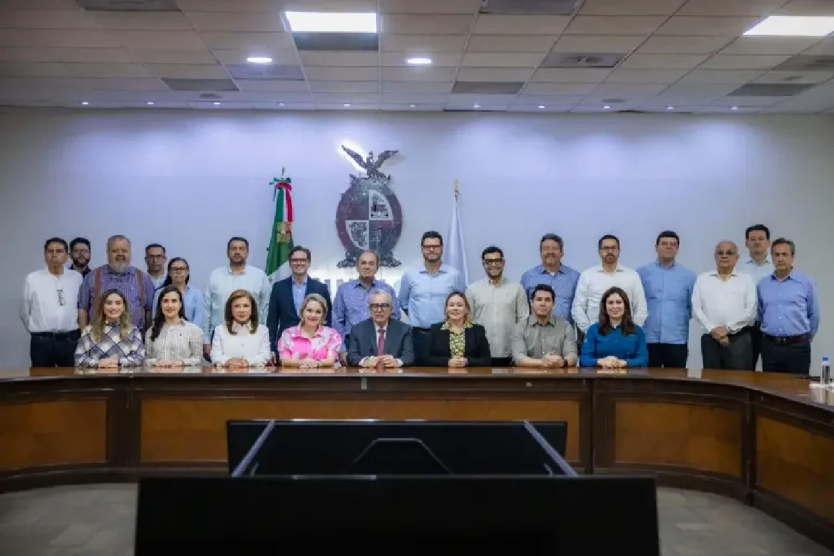 Oficializan regreso de Rocha Moya a la gubernatura de Sinaloa; retoma reuniones con su gabinete
