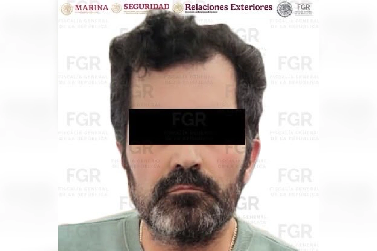 trasladan-contralmirante-fernando-farias-argentina-mexico-huachicol-fiscal