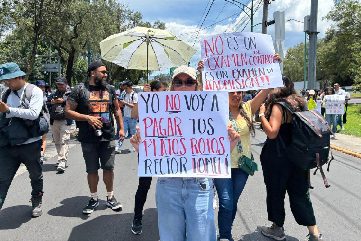 Aspirantes inconformes advirtieron que si no tienen respuesta de la UNAM volverán a manifestarse