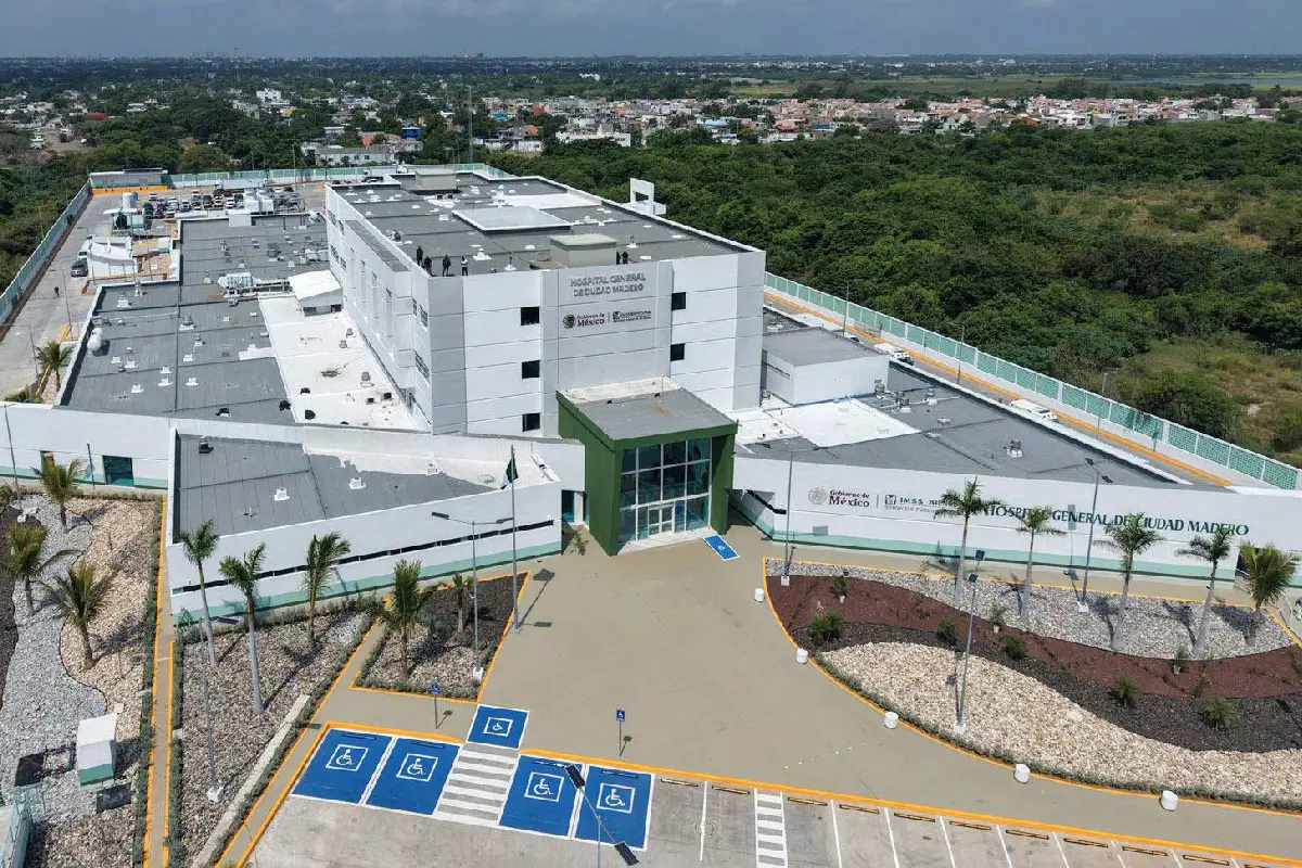 Colapsa drenaje en Madero, Tamaulipas, y afecta a hospital recién inaugurado