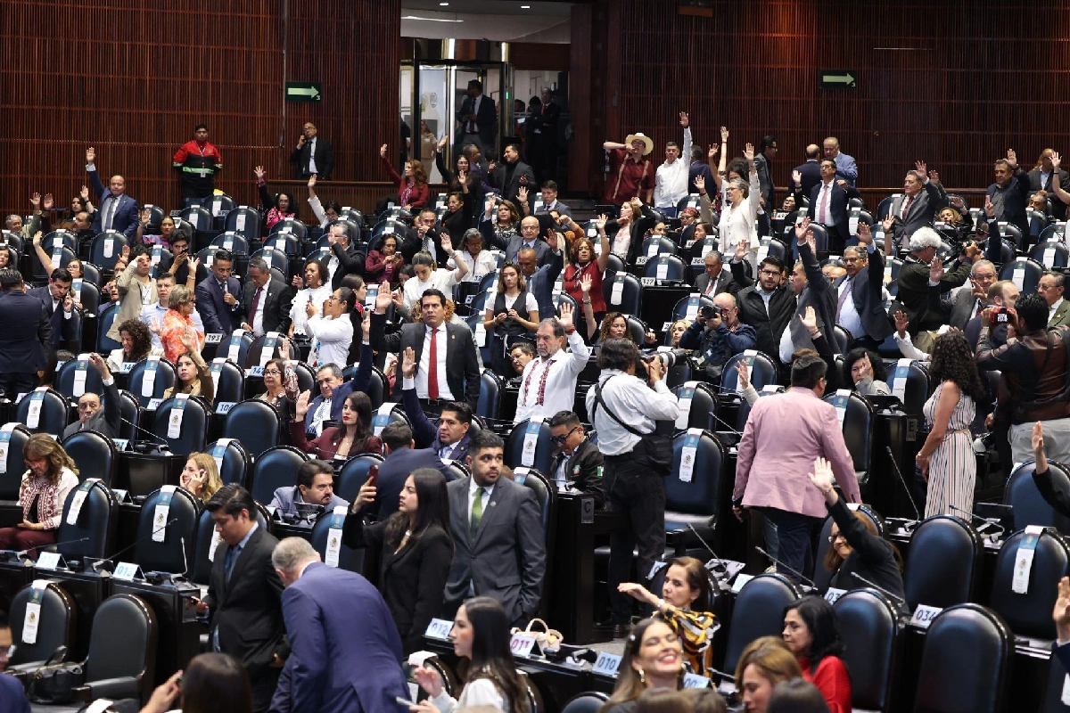 Congreso inicia actividades con reforma de doble nacionalidad