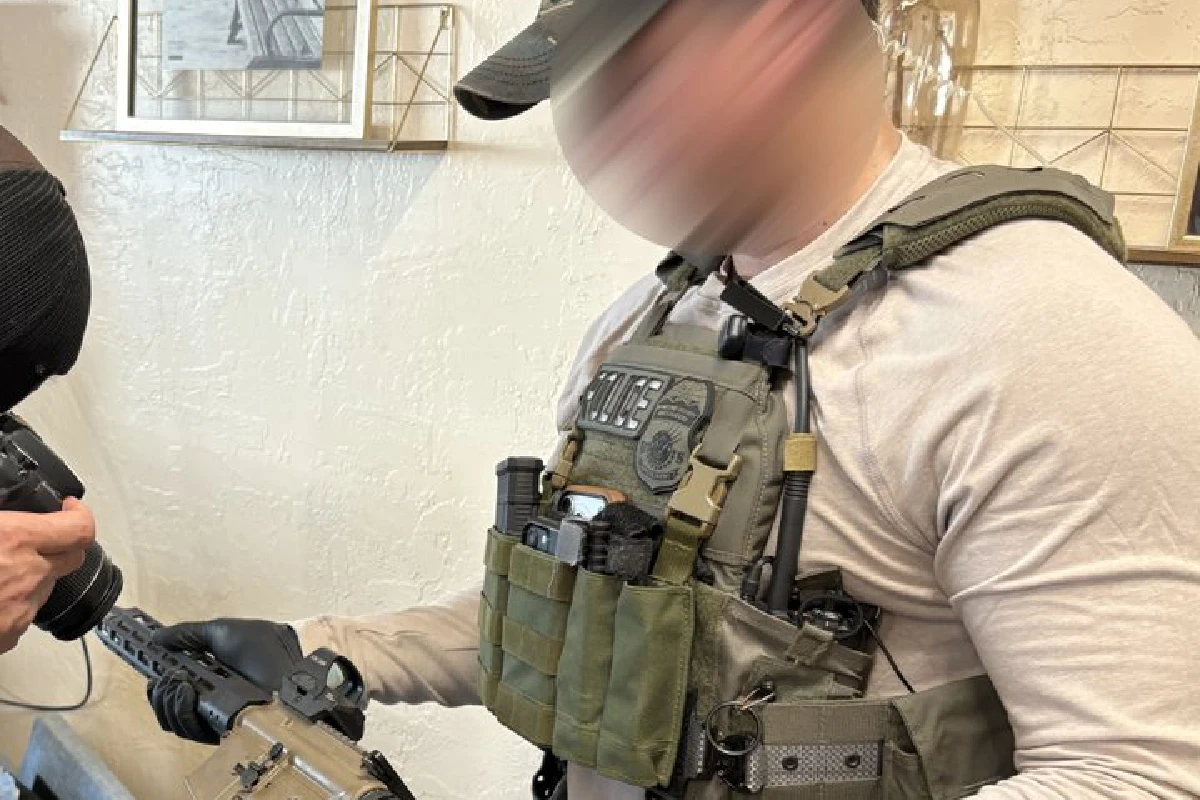 ICE detiene a dos mexicanos y asegura armas en Nogales, Arizona