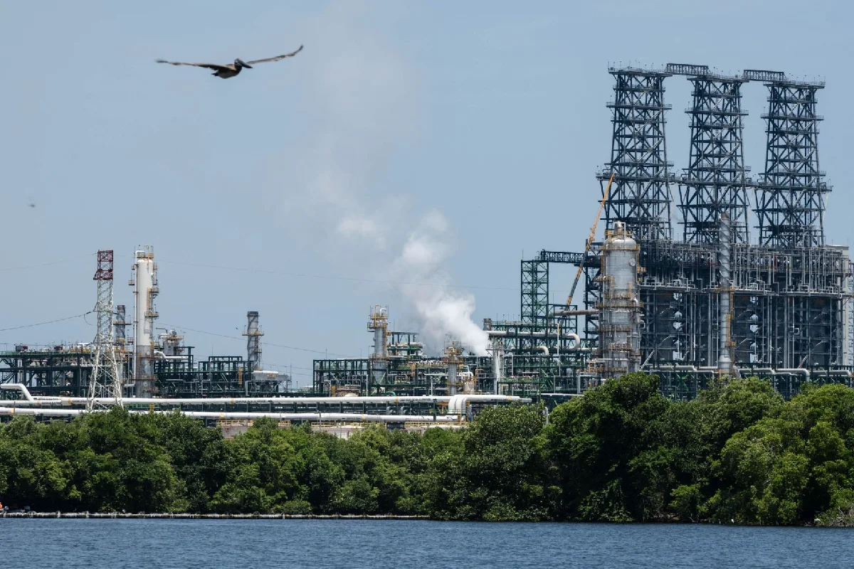 Pemex derrame golfo de méxico