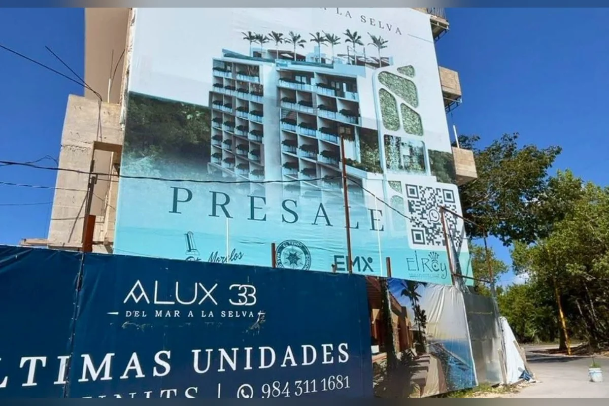 Con permisos sin sustento se comenzó a edificar un gran edificio en Puerto Morelos, por lo cual los activistas intervinieron para frenarlo. Foto: DMAS.