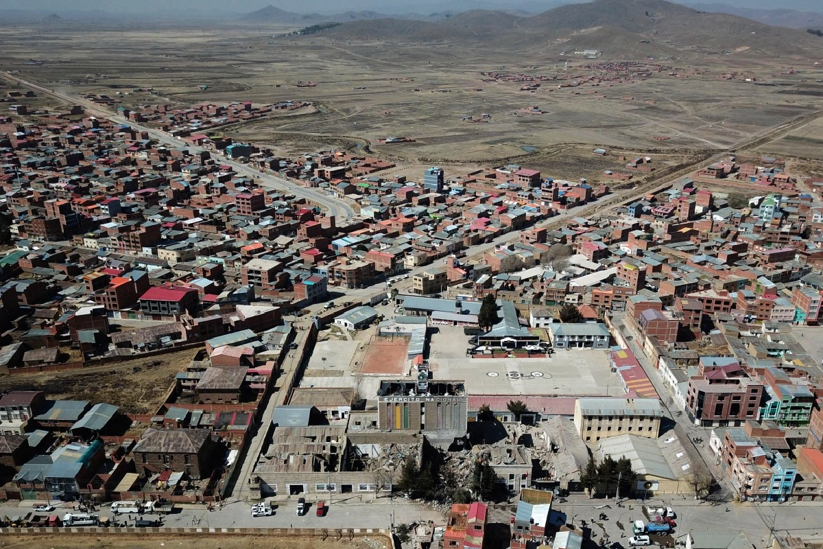 Reportan 14 personas desaparecidas en Bolivia tras explosiones en recinto militar