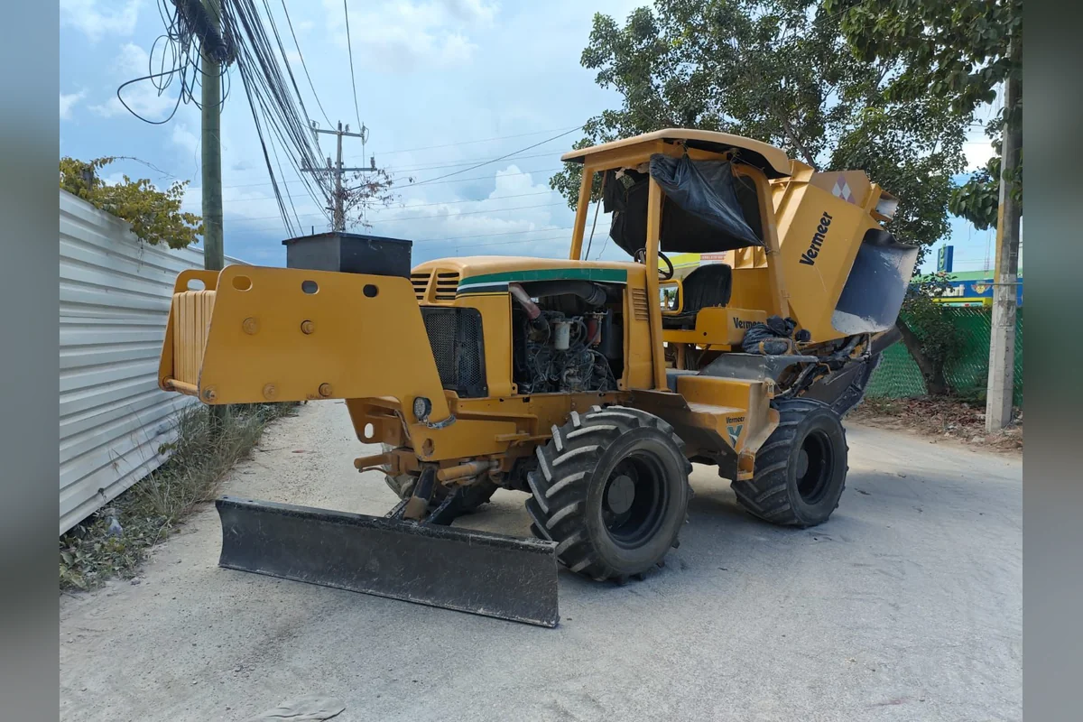 De inmediato fueron suspendidas las labores para evitar más afectaciones en el sur de la ciudad. Foto: CFE.