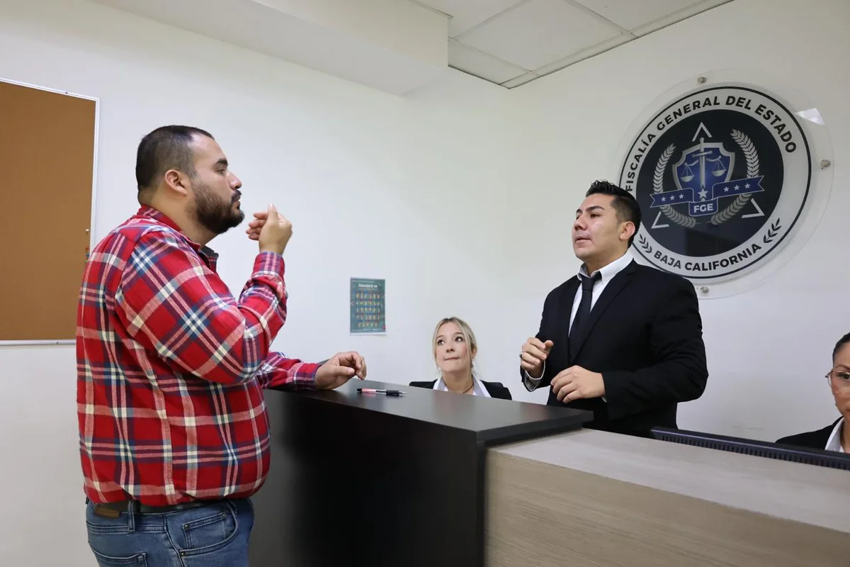 También pueden participar en videoconferencias para que en otras regiones de Baja California esté atendida la población que lo necesite. Fiscalía BC.