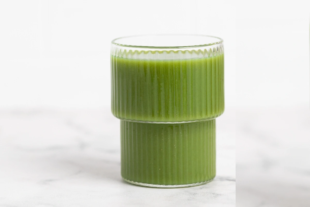 agua de limón con chaya