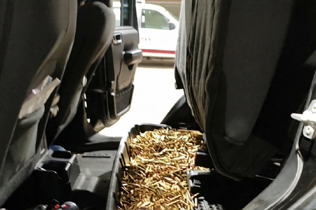 Detienen en Sonora a estadounidense ligada al tráfico de armas del Cártel de Sinaloa