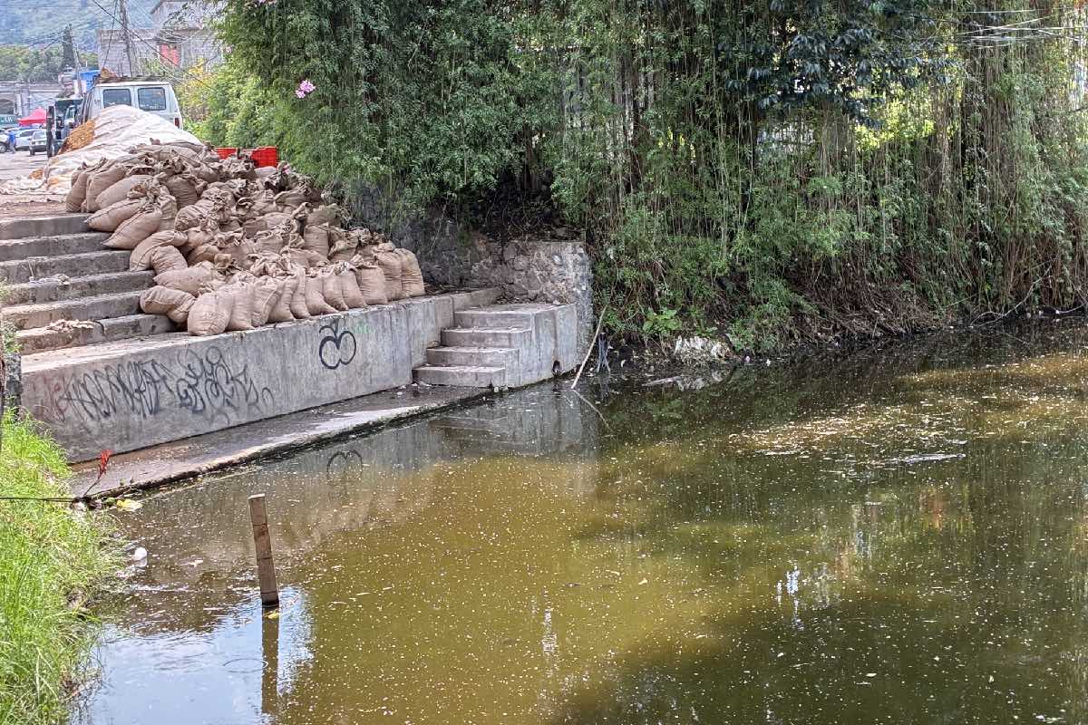 Resistencia frente al desacato: la batalla legal por el agua en las chinampas de Xochimilco