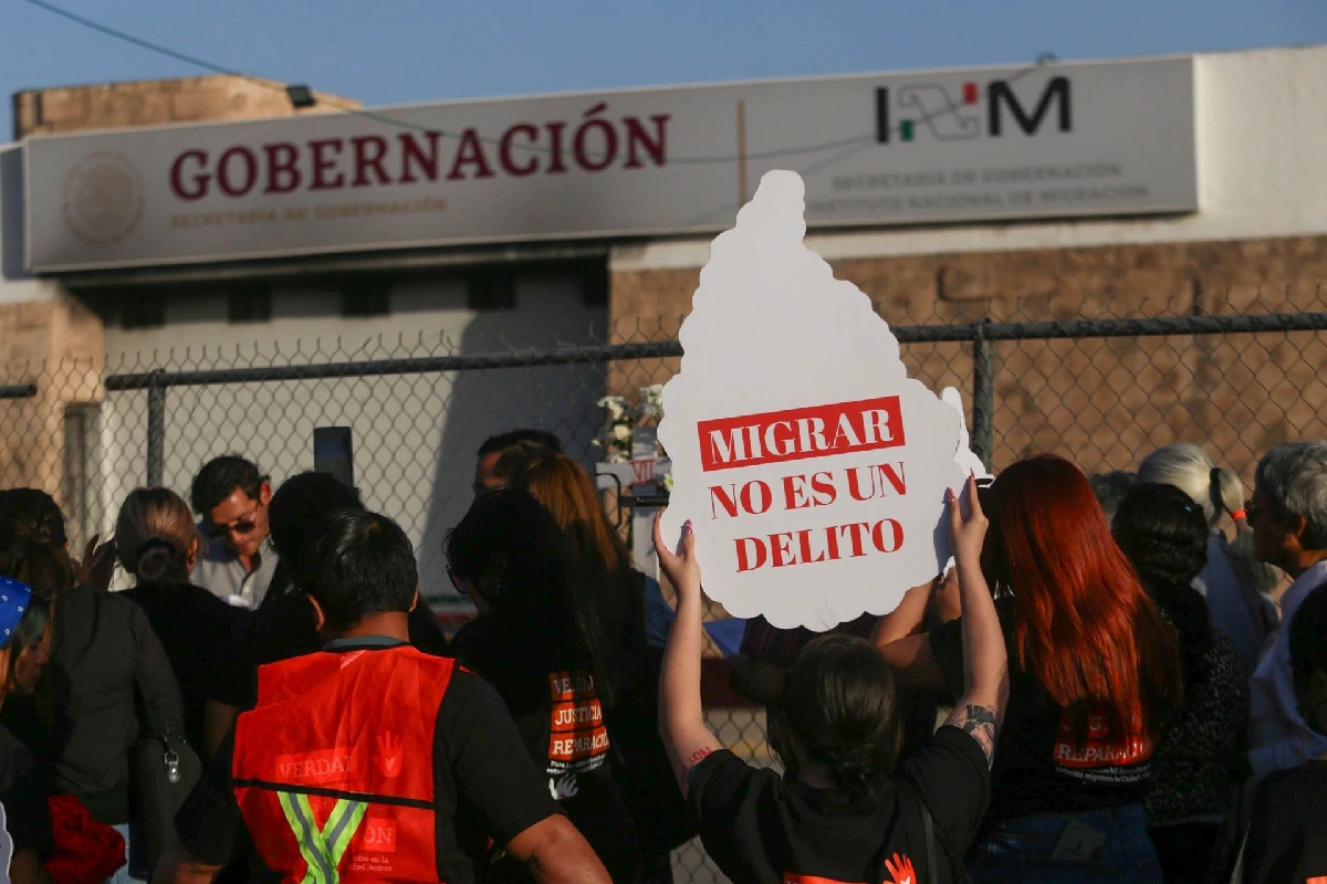 Organizaciones acusan "justicia selectiva" luego de que Francisco Garduño faltara a audiencia