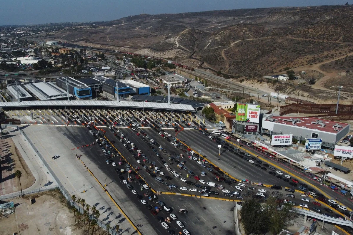 El adelantamiento de motos provocaba tensiones con los automovilistas.