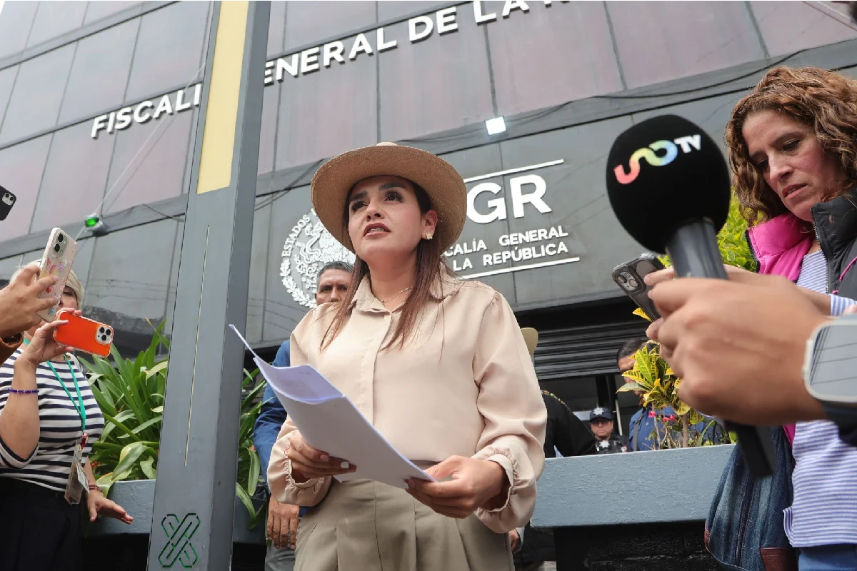Grecia Quiroz pide a la FGR atraer investigación del asesinato de Carlos Manzo, exalcalde de Uruapan