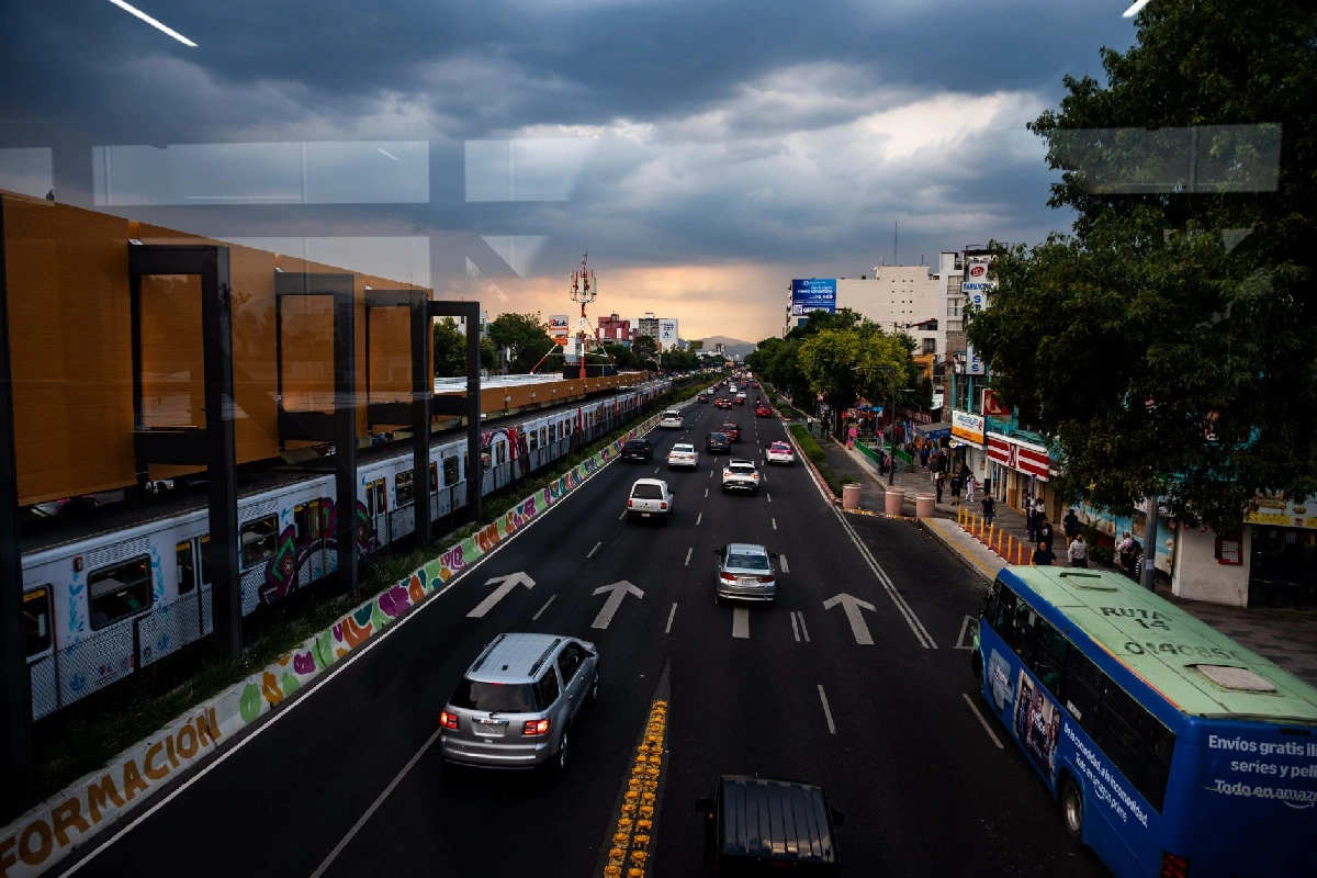 Este 16 de septiembre, el metro operará con horario de día festivo de 07:00 a 24:00 horas; la estación Zócalo permanecerá cerrada. (Foto: Cuartoscuro)