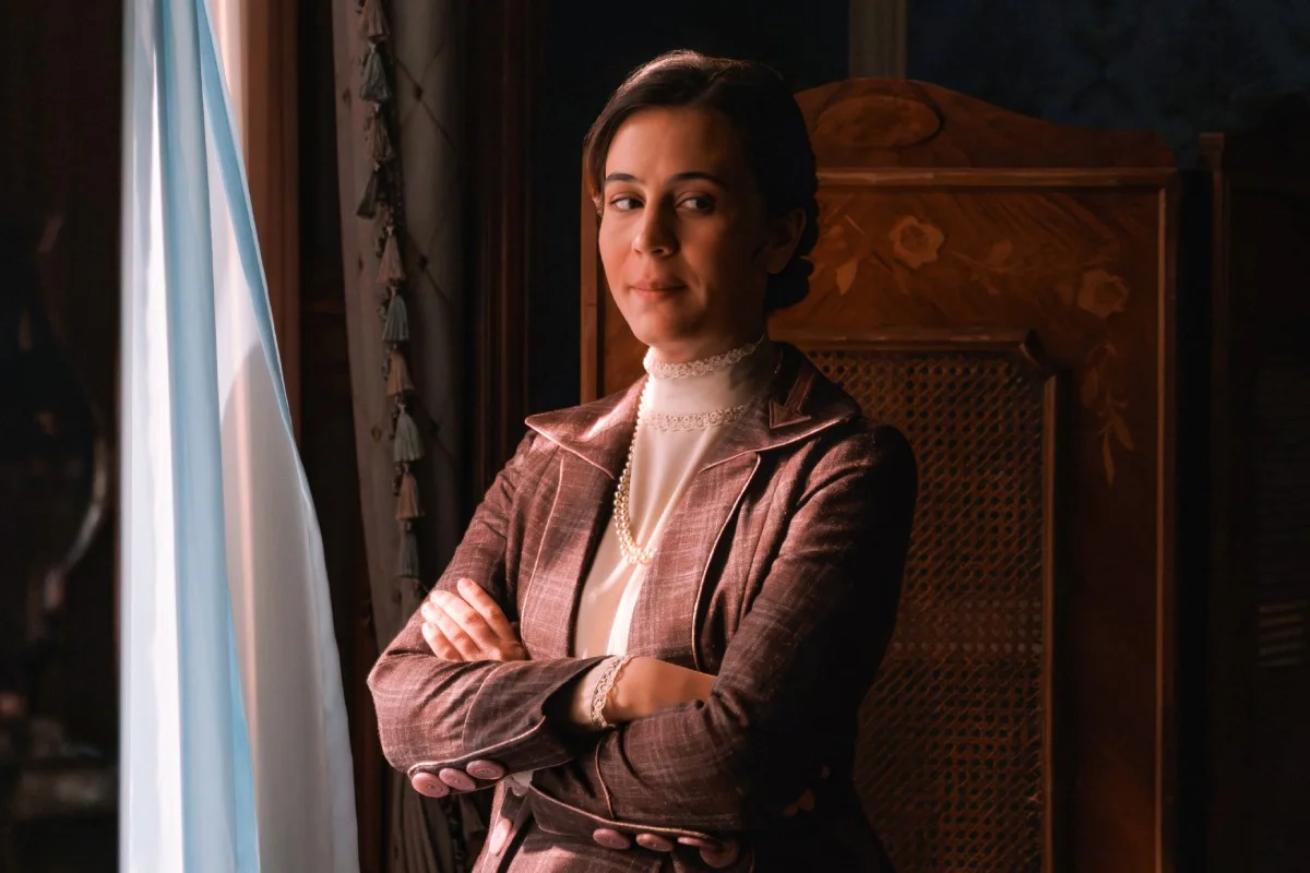Cassandra Ciangherotti mal de amores reparto netflix