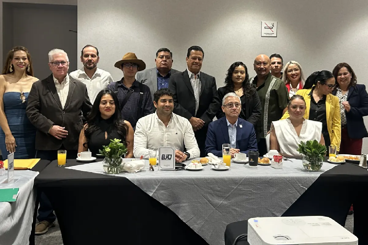 Jorge Eduardo Montero se reunió hoy con los miembros de Empresarios Unidos por Tijuana para establecer estrategias con la finalidad de mejorar la imagen de la Policía. Foto: Valeria Ugarte.
